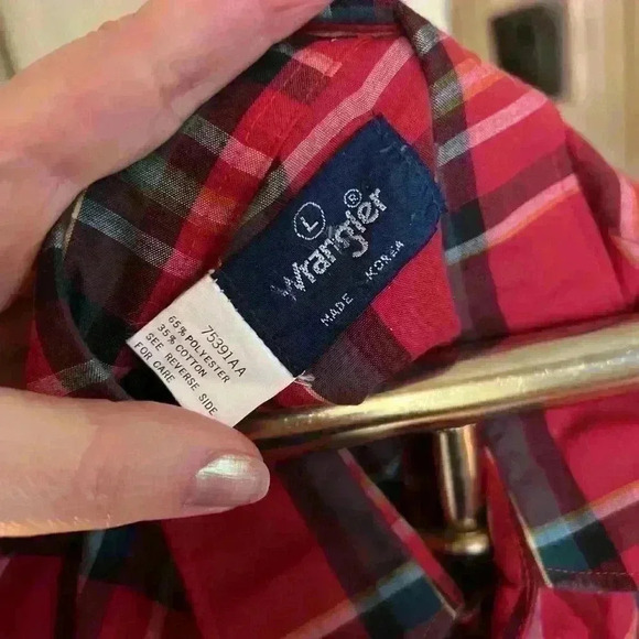 Wrangler Vintage Long Sleeved Red Plaid Pearl Button Shirt - Large - Picture 6 of 9